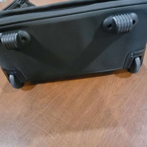 Tumi Black Rolling Travel Bag - Picture 7 of 14